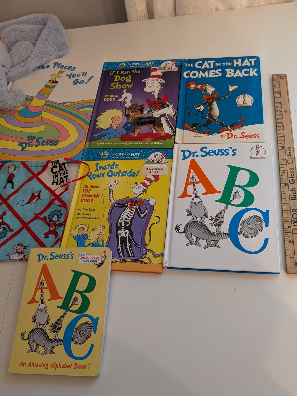 Dr. Seuss Kids Book Collection - Mini Blanket And Hand Sewn Bag Y2K Vintage 90s